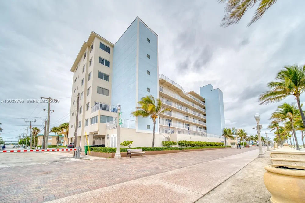300 Oregon St #507 Hollywood, FL 33019