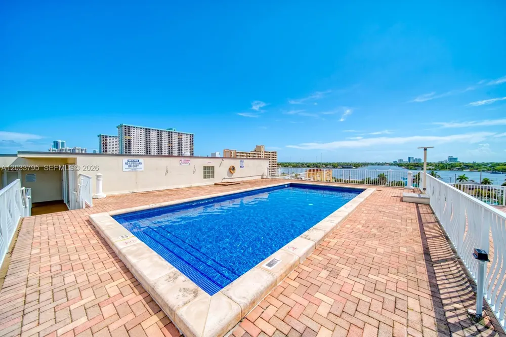 300 Oregon St #507 Hollywood, FL 33019