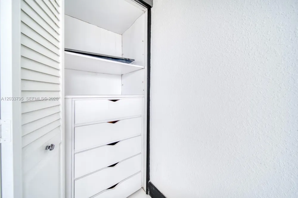 300 Oregon St #507 Hollywood, FL 33019