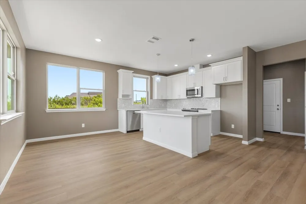 151 Bianca Circle Del Valle, TX 78617