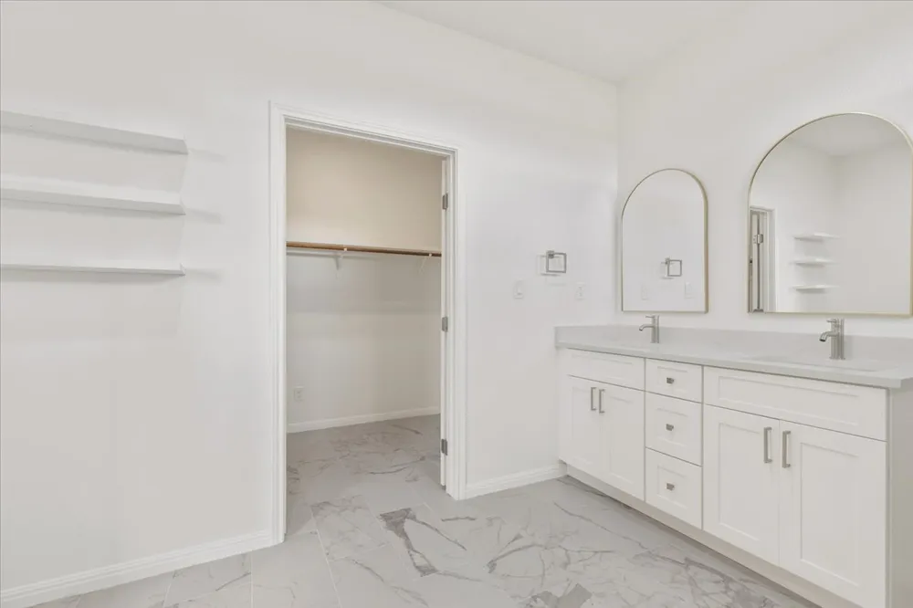 151 Bianca Circle Del Valle, TX 78617