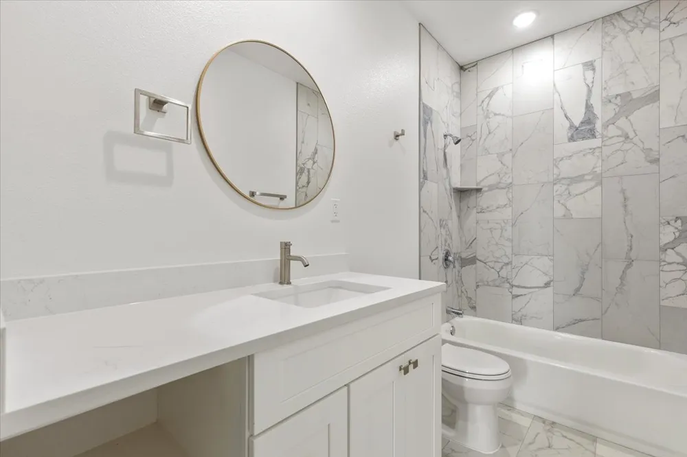 151 Bianca Circle Del Valle, TX 78617