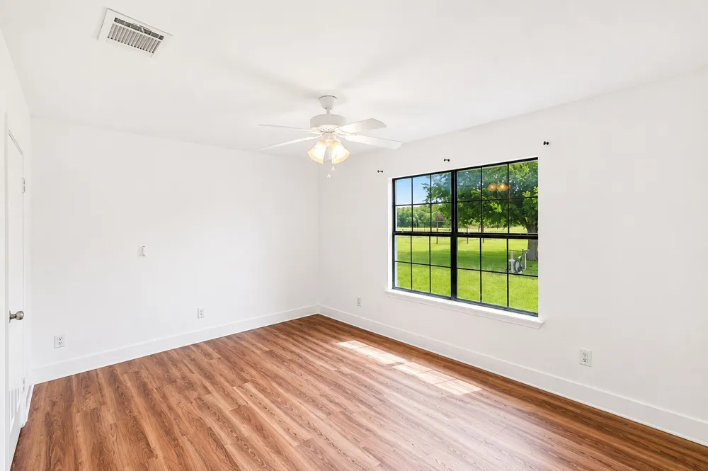 2207 Southwinds Drive Lorena, TX 76655