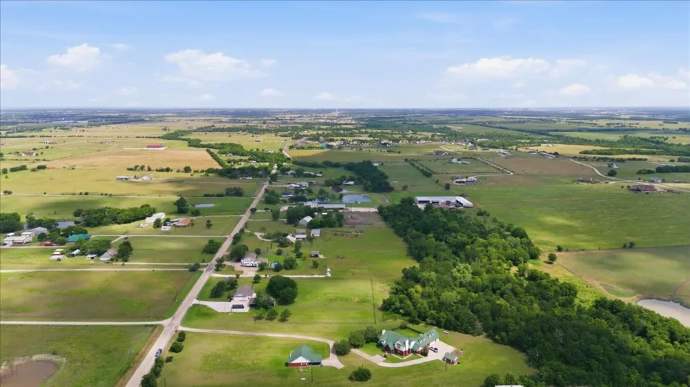 2207 Southwinds Drive Lorena, TX 76655