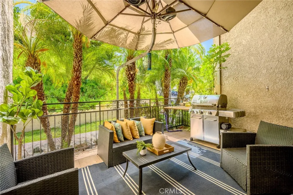 7800 Via Genova Burbank, CA 91504