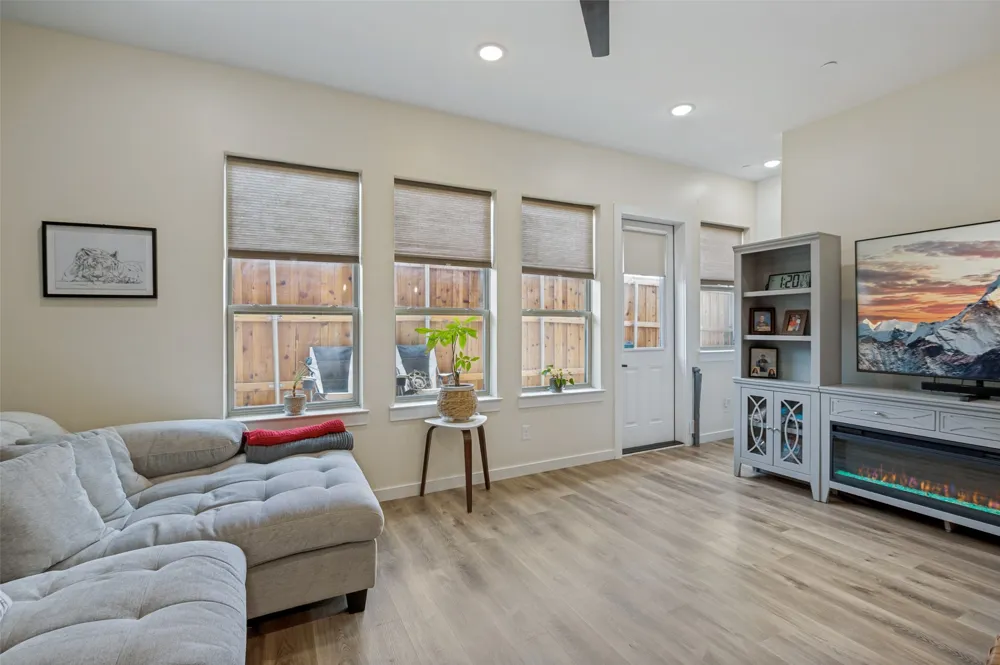 1000 17th Street Plano, TX 75074