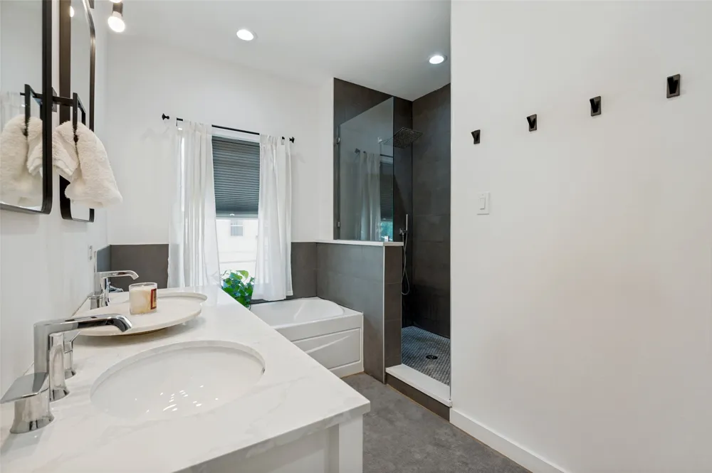 1000 17th Street Plano, TX 75074
