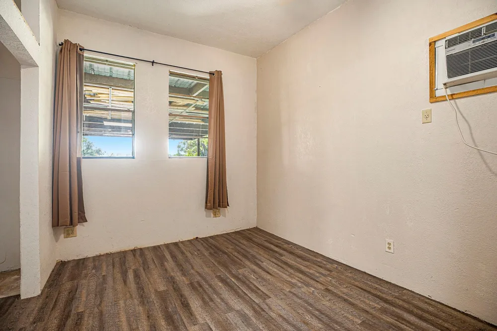 4028 Avenue N 1/2 Santa Fe, TX 77510