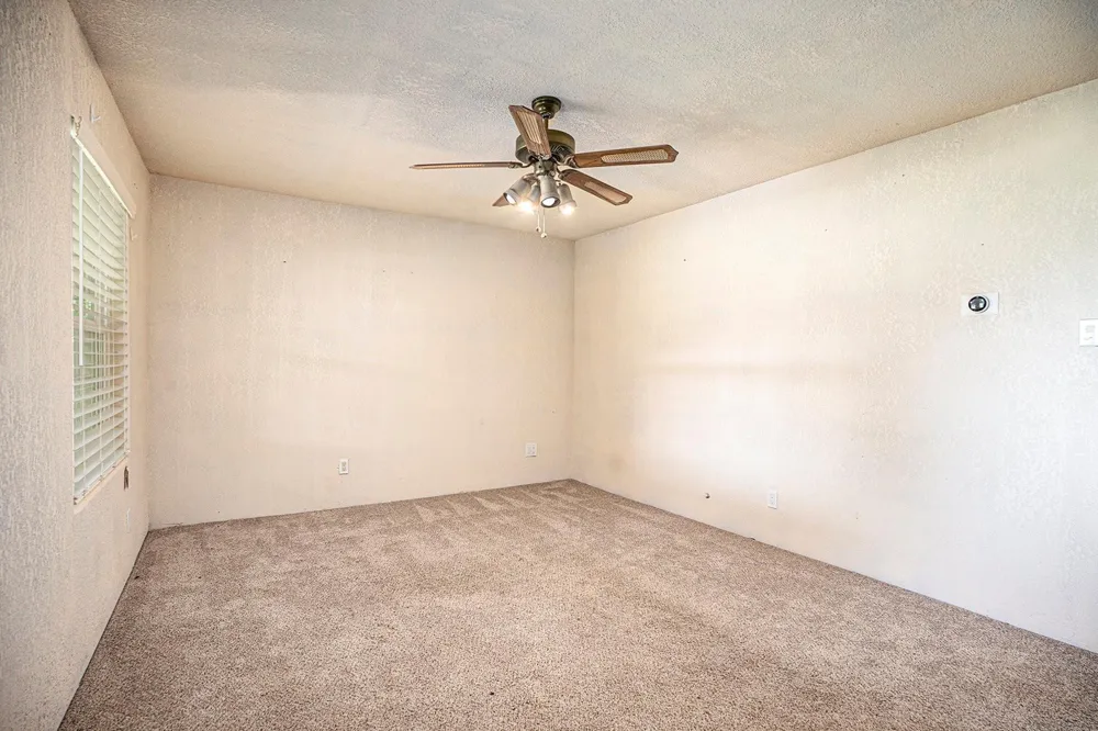 4028 Avenue N 1/2 Santa Fe, TX 77510