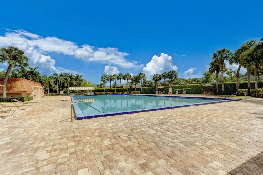3501 35th Way West Palm Beach, FL 33407