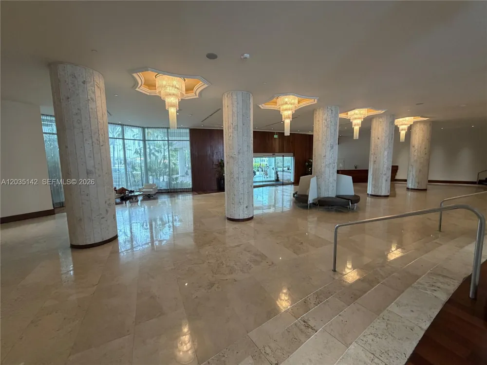 5161 Collins Ave #310 Miami Beach, FL 33140