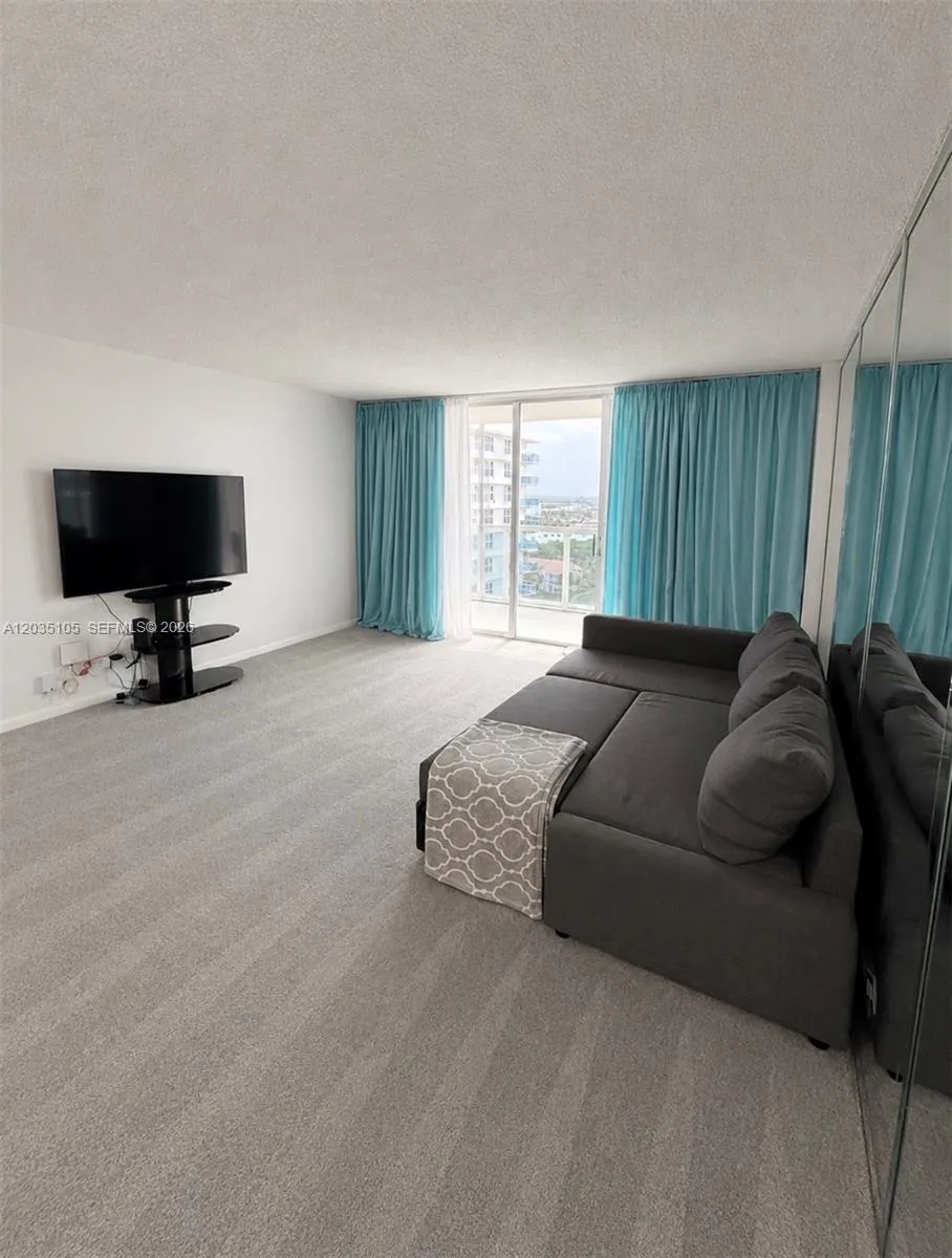 3800 S Ocean Dr #1623 Hollywood, FL 33019
