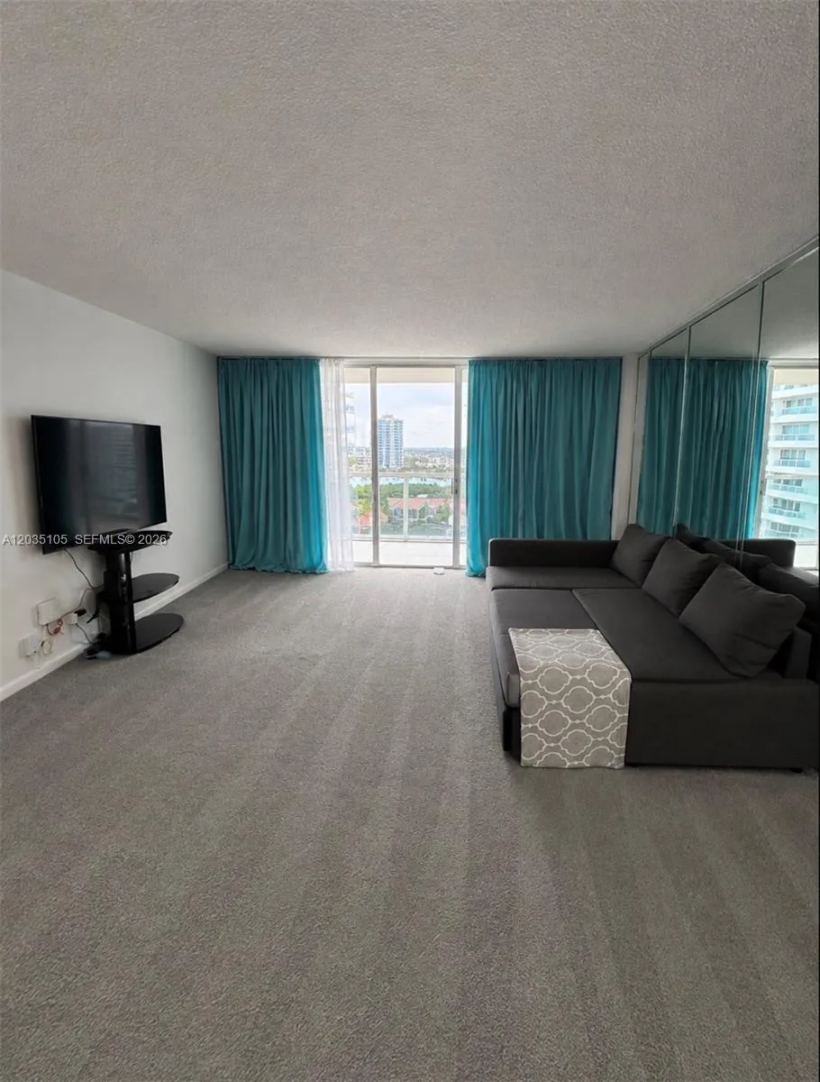 3800 S Ocean Dr #1623 Hollywood, FL 33019