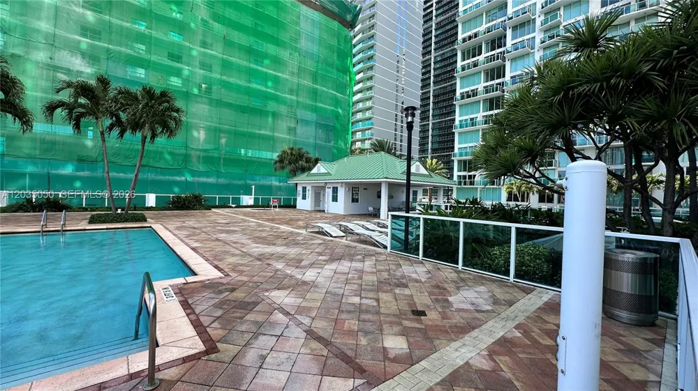 41 SE 5th St #1104 Miami, FL 33131