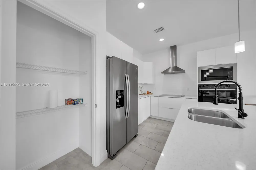 2013 Inglewood La Belle, FL 33935