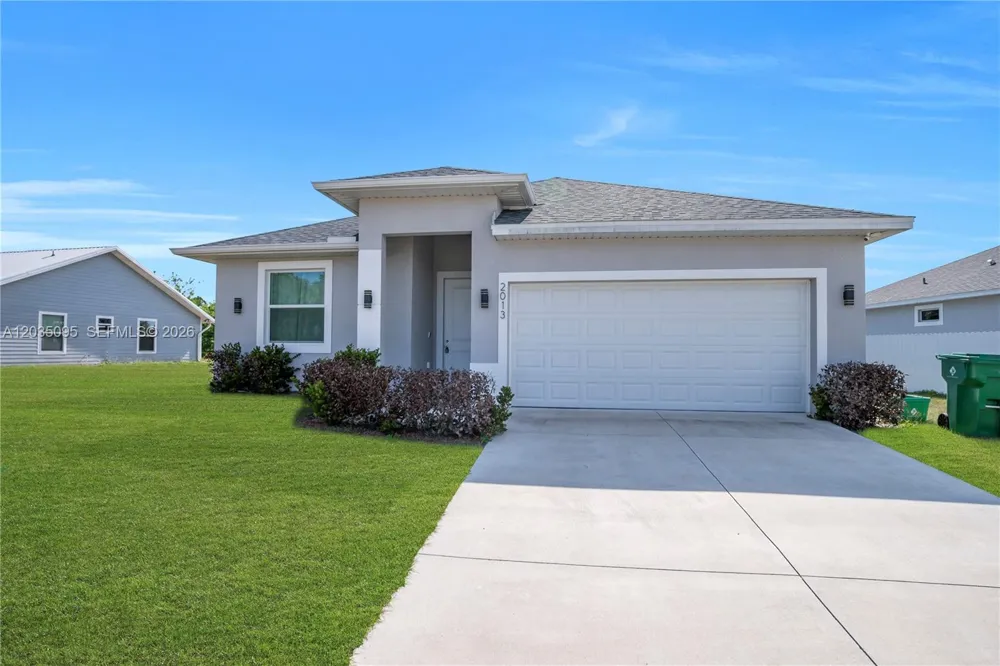 2013 Inglewood La Belle, FL 33935