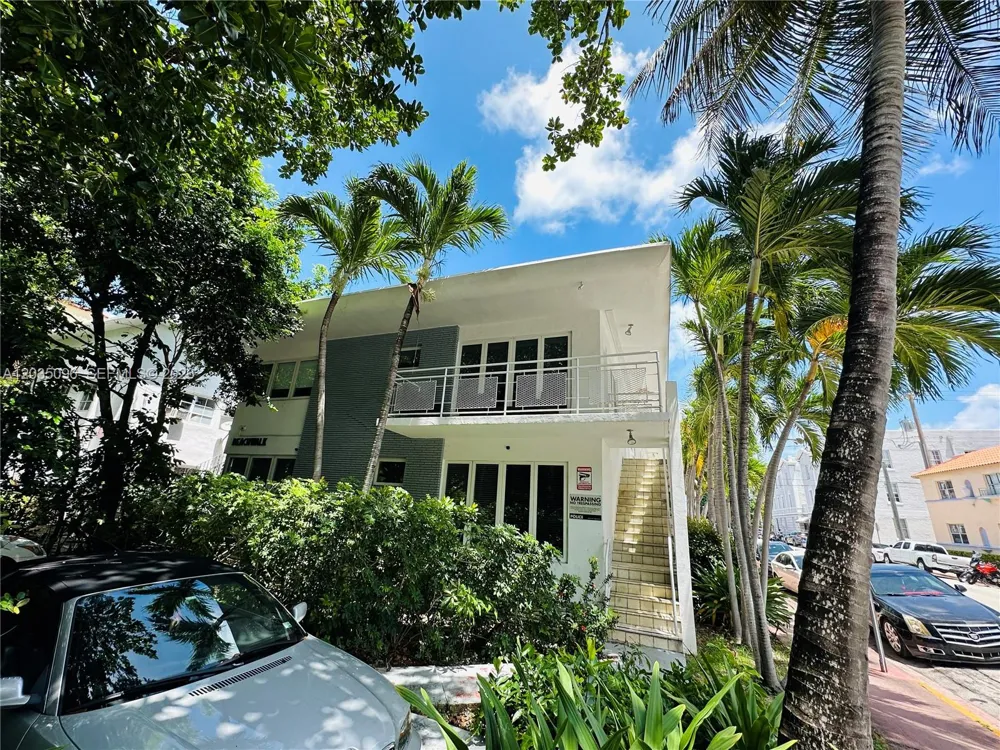 745 13th St #6 Miami Beach, FL 33139