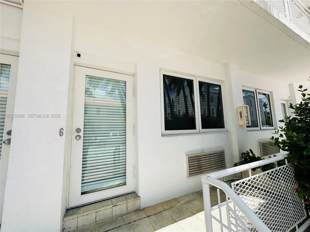 745 13th St #6 Miami Beach, FL 33139
