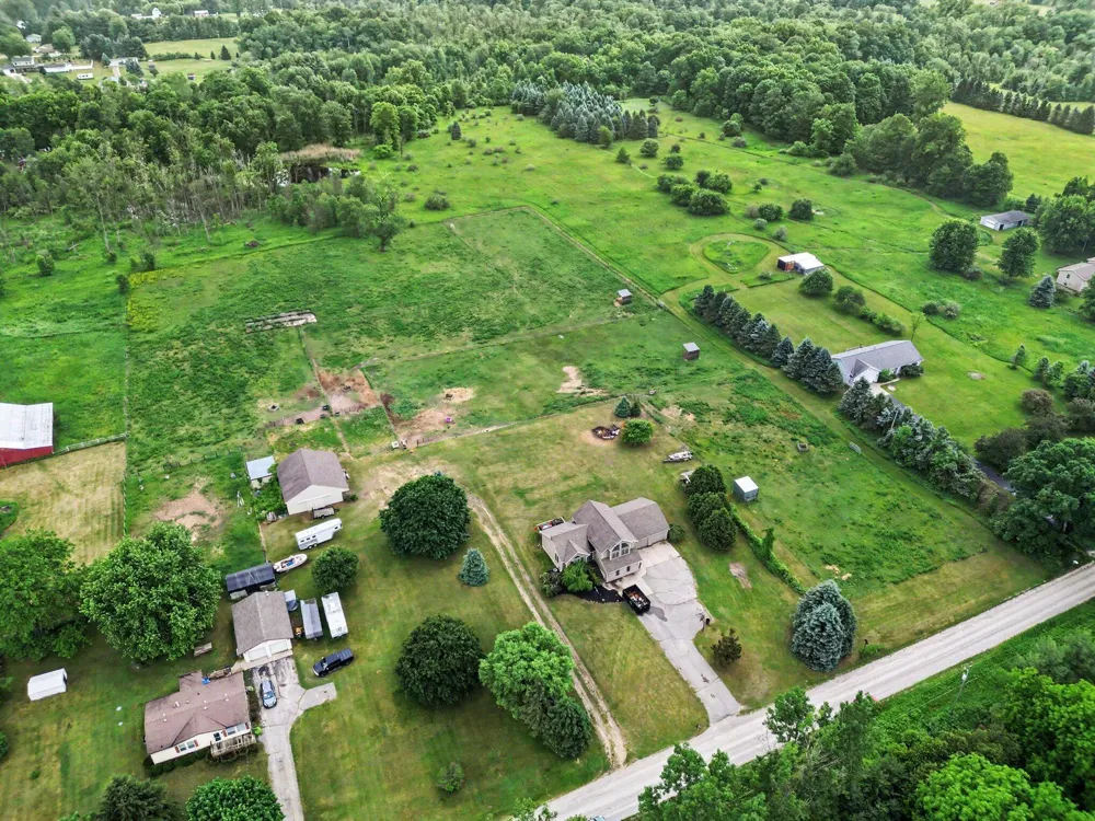 15530 Snauble Avenue NE Solon Township, MI 49319