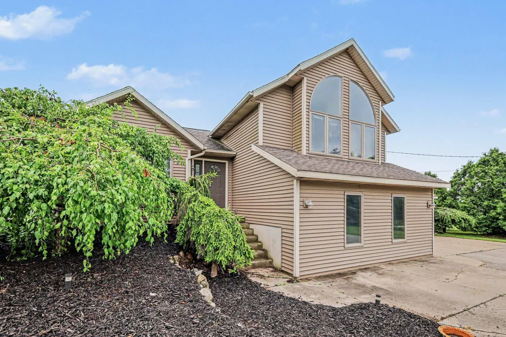 15530 Snauble Avenue NE Solon Township, MI 49319