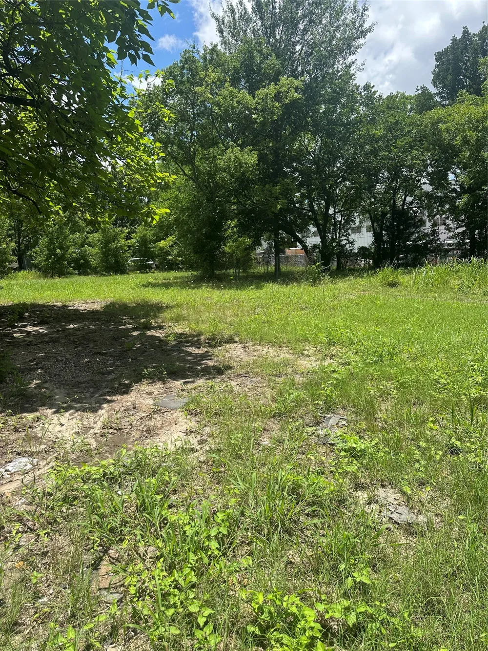 1309 S 4th Street Bonham, TX 75418