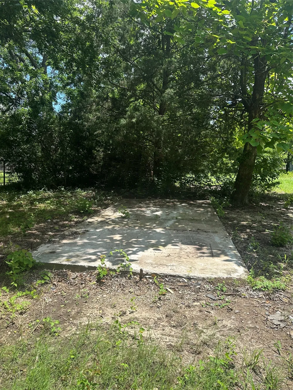 1309 S 4th Street Bonham, TX 75418