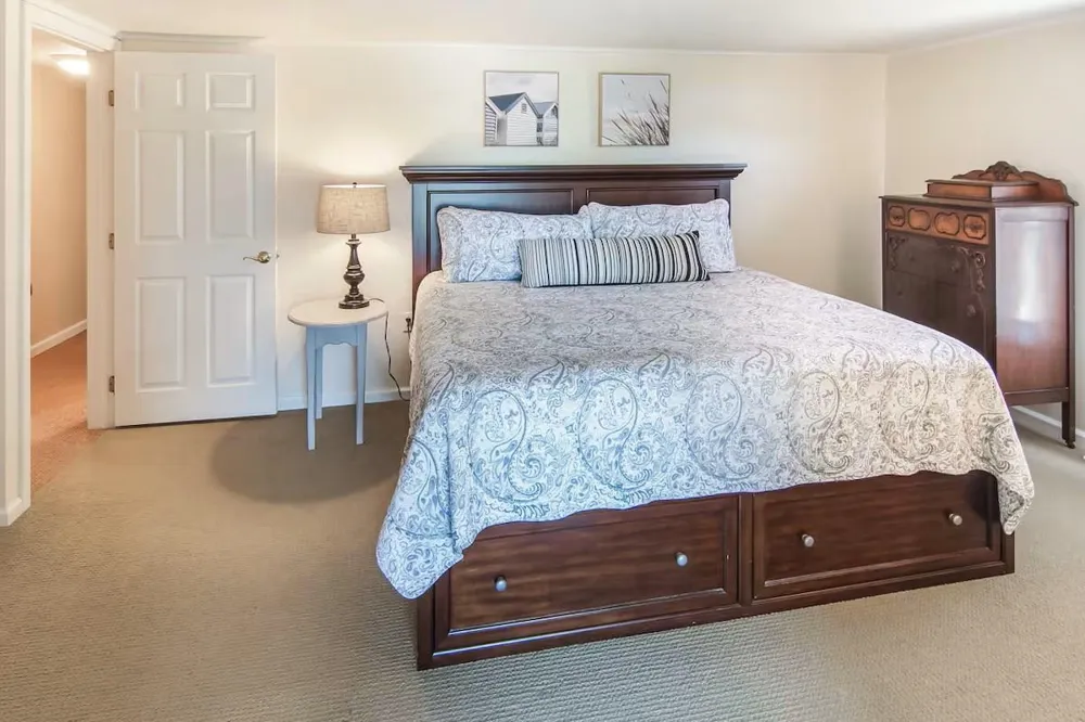 553 S Lake Shore Drive Leland Township, MI 49653