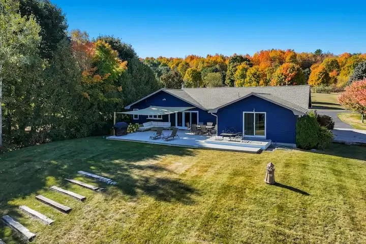 553 S Lake Shore Drive Leland Township, MI 49653