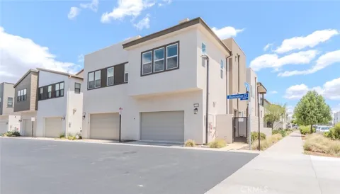 27504 Illumination Court