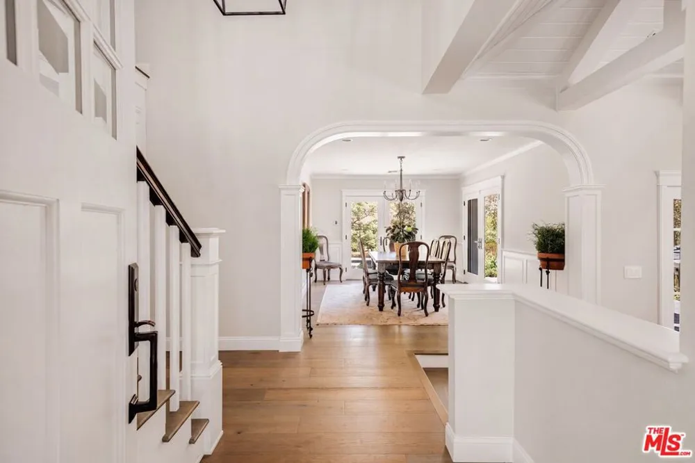 10 Holster Lane Bell Canyon, CA 91307