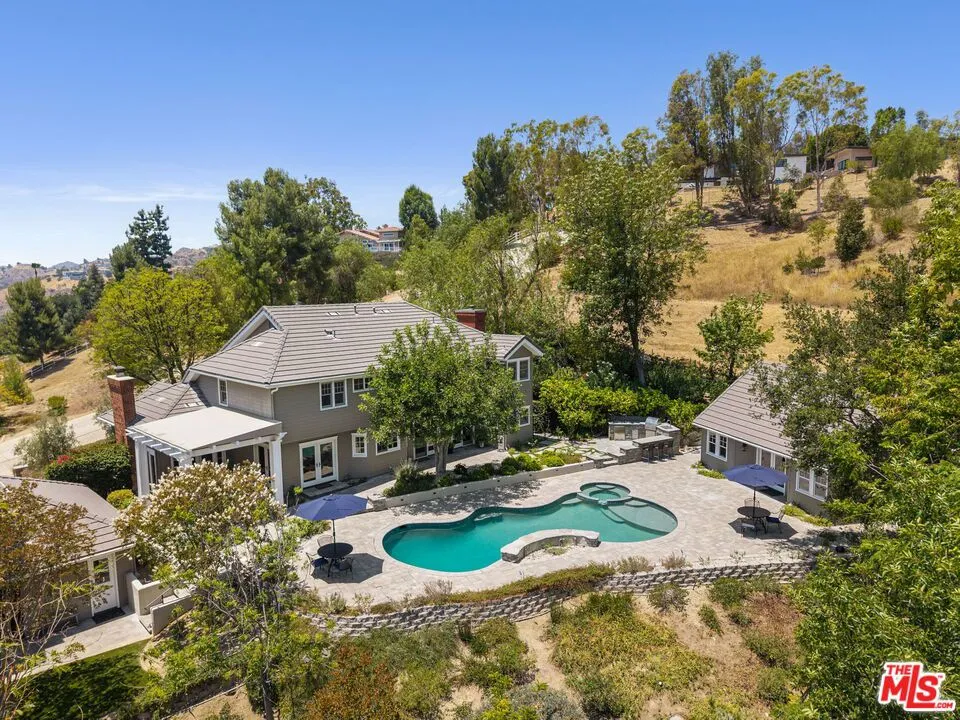 10 Holster Lane Bell Canyon, CA 91307