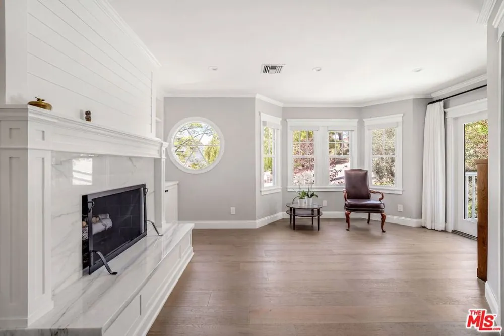 10 Holster Lane Bell Canyon, CA 91307
