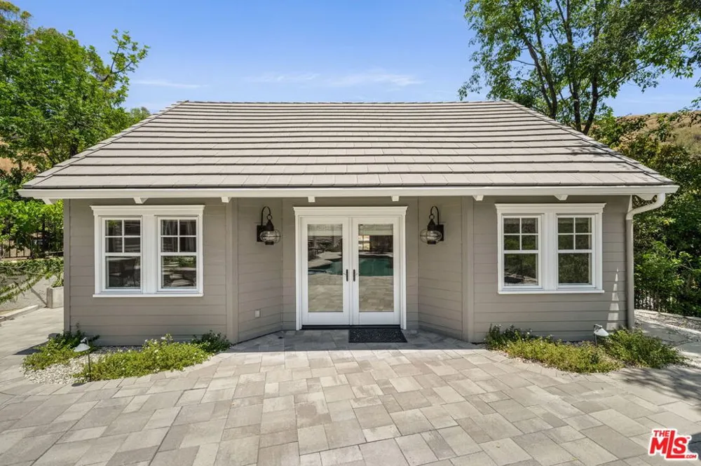 10 Holster Lane Bell Canyon, CA 91307