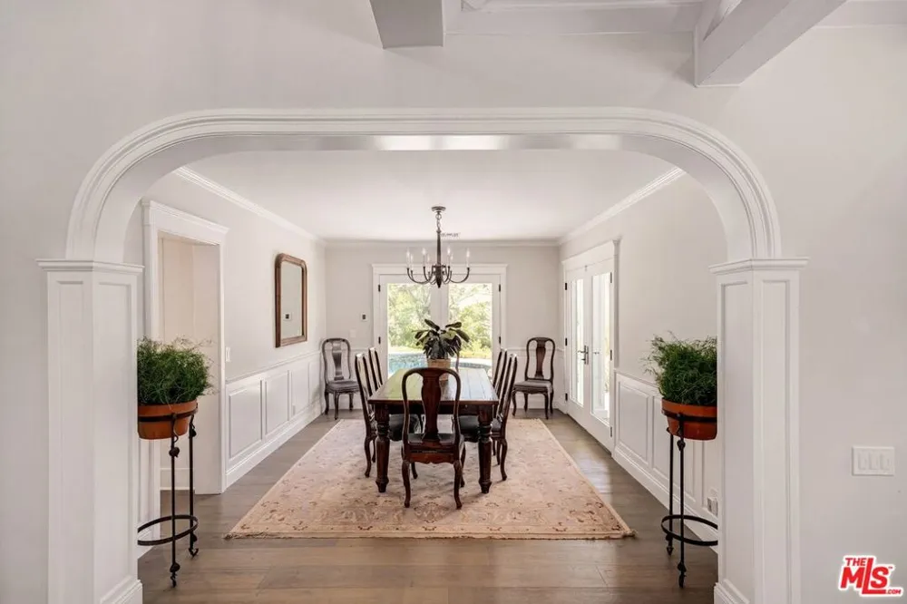 10 Holster Lane Bell Canyon, CA 91307