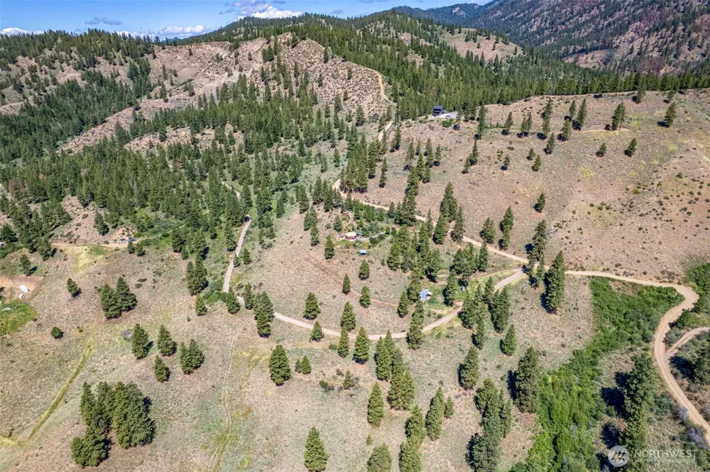 9750 Nahahum Canyon Road Cashmere, WA 98815