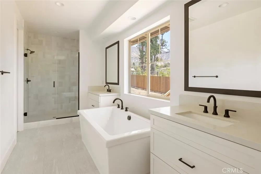187 E Palm Street E Altadena, CA 91001