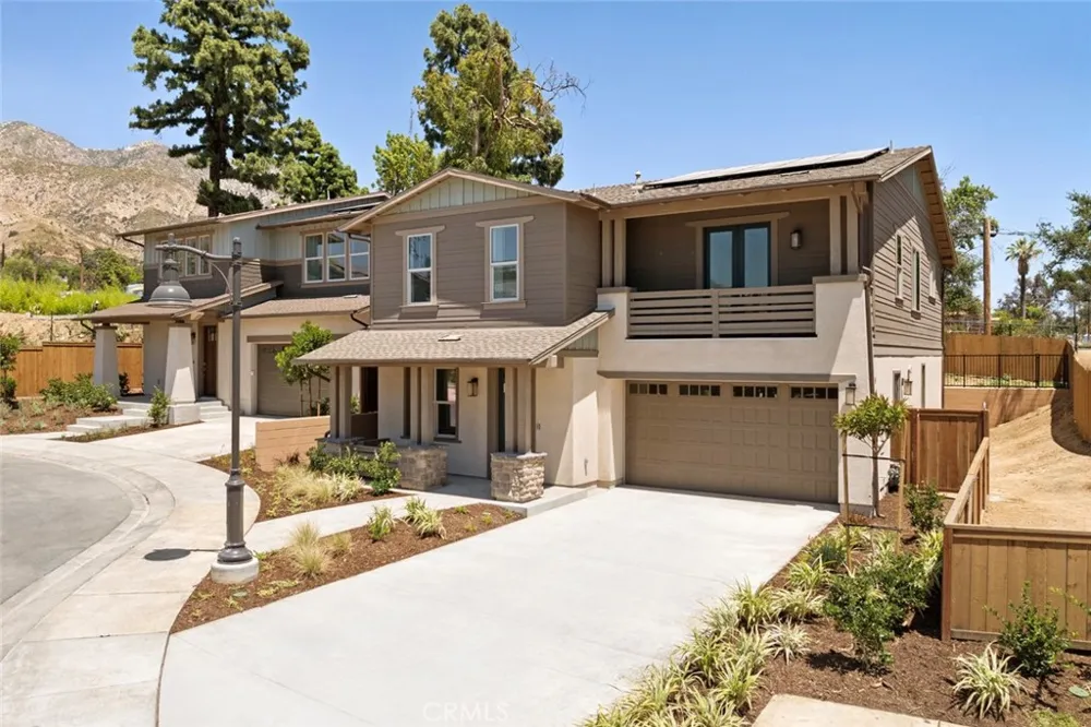 187 E Palm Street E Altadena, CA 91001