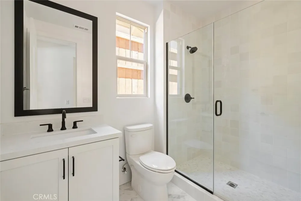 187 E Palm Street E Altadena, CA 91001