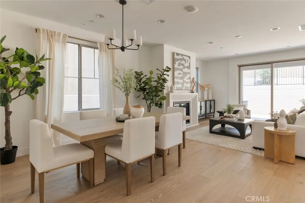187 E Palm Street E Altadena, CA 91001