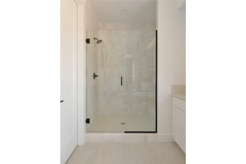 187 E Palm Street E Altadena, CA 91001
