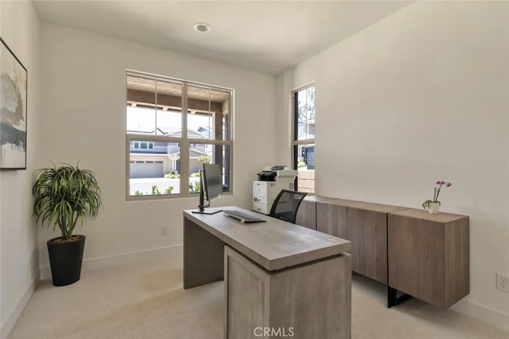 187 E Palm Street E Altadena, CA 91001
