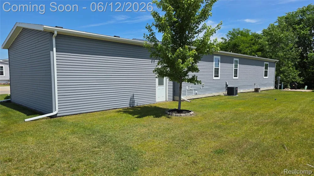 9758 Home Court Tyrone Township, MI 48430