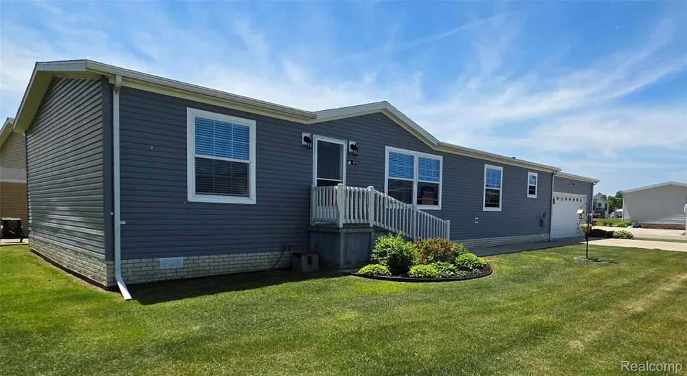 9758 Home Court Tyrone Township, MI 48430