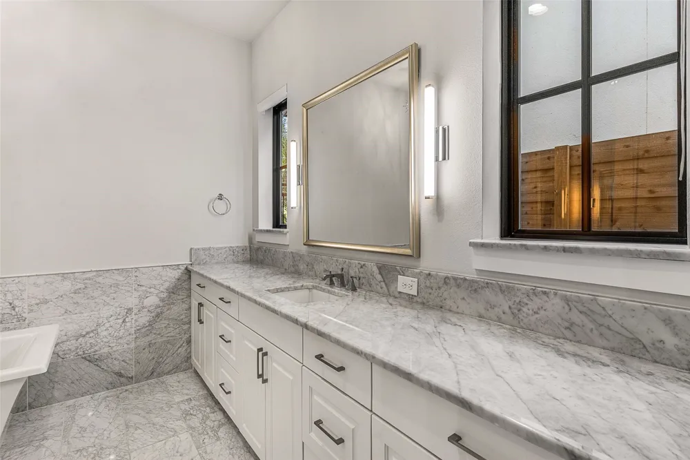 2800 Lakeside Parkway #102 Flower Mound, TX 75022