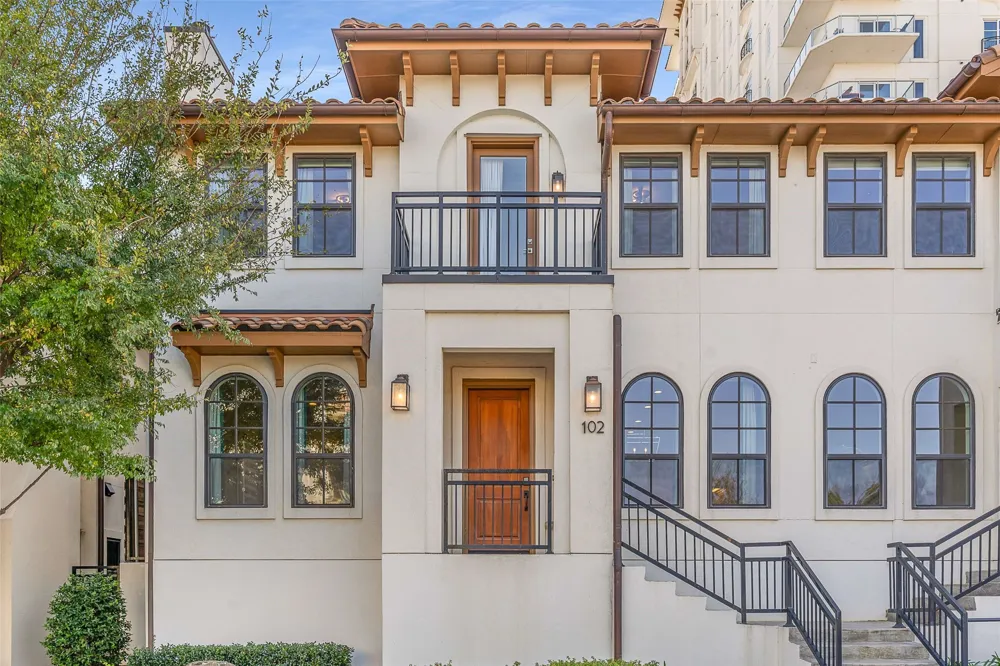 2800 Lakeside Parkway #102 Flower Mound, TX 75022