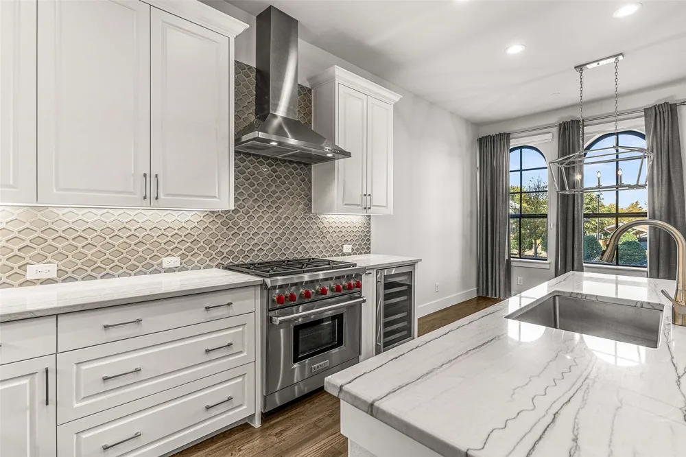 2800 Lakeside Parkway #102 Flower Mound, TX 75022