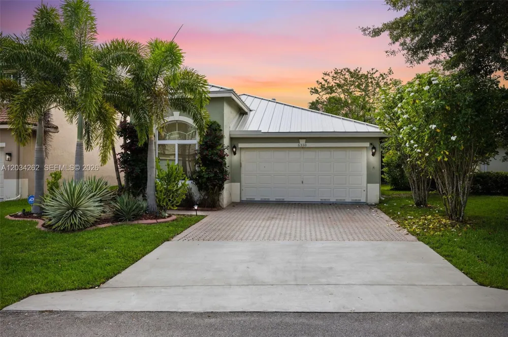 6530 Sandpiper Dr Coconut Creek, FL 33073