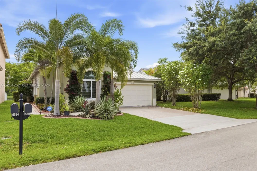 6530 Sandpiper Dr Coconut Creek, FL 33073