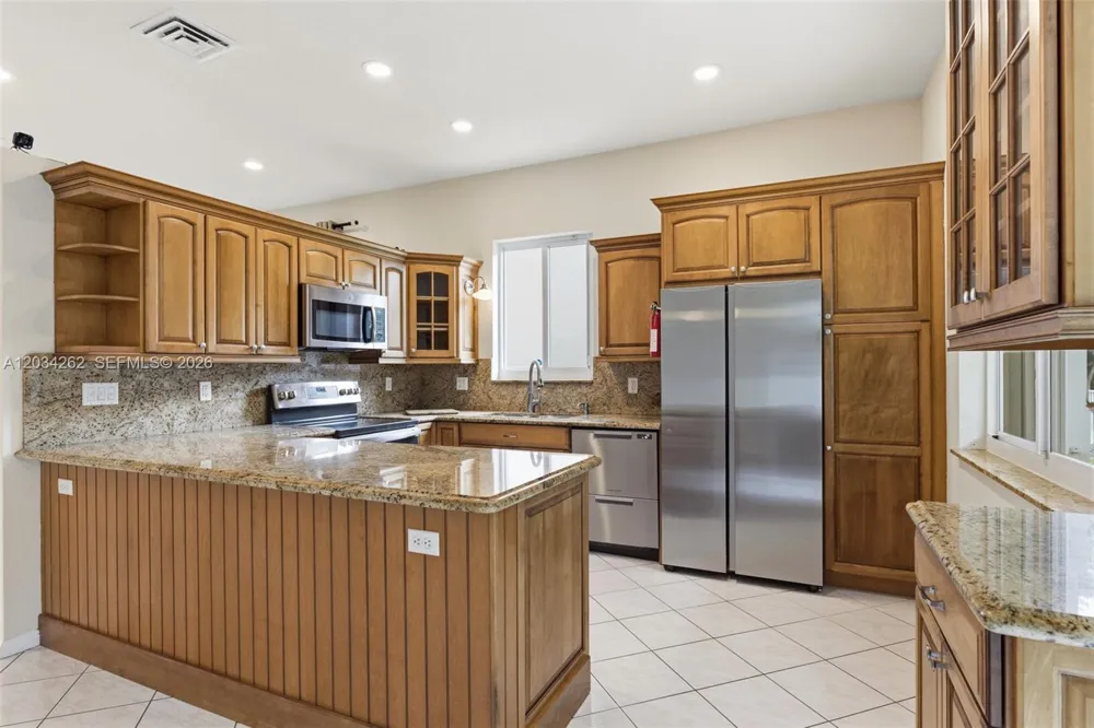6530 Sandpiper Dr Coconut Creek, FL 33073