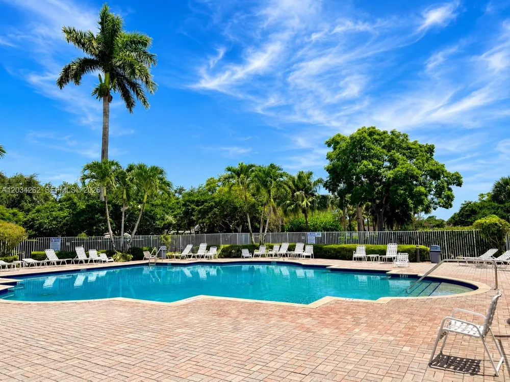 6530 Sandpiper Dr Coconut Creek, FL 33073